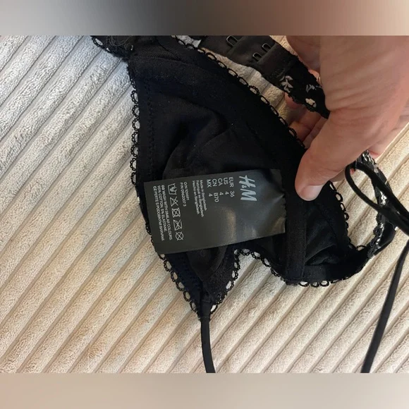 H&M Black Floral Bralette with Loop detailed Spaghetti Strap - Picture 6 of 6